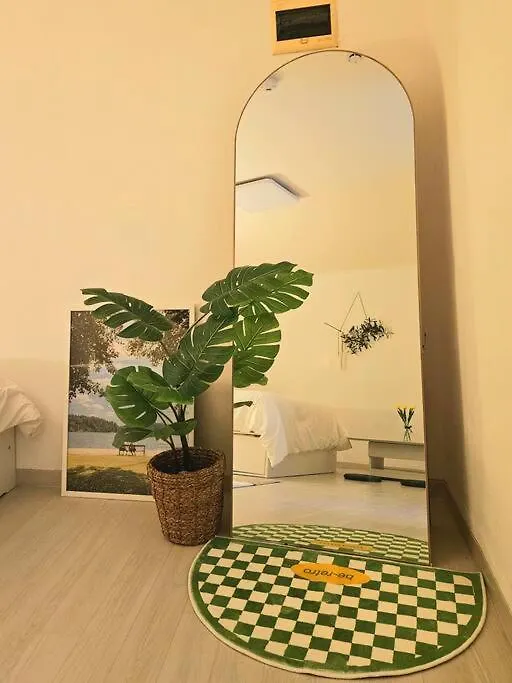 Apartman Gangnam Cozy Stay Near Sinnonhyeon, 3 Queen Beds, Sofa Szöul